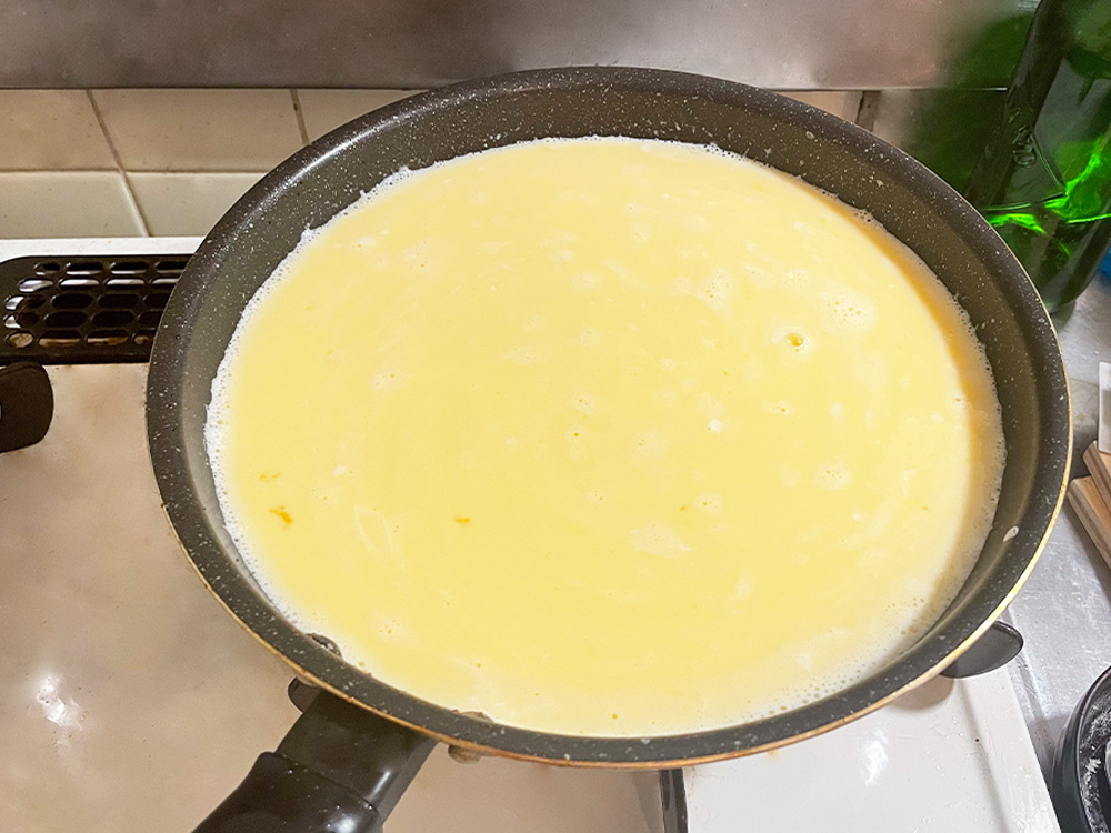 バケツに入ったカラメル